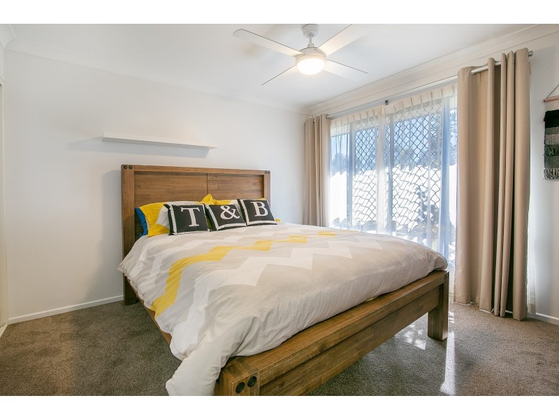 10 Ivory Close, Peak Crossing QLD 4306