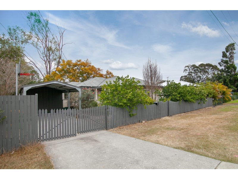 24 Currey Street, Brassall QLD 4305