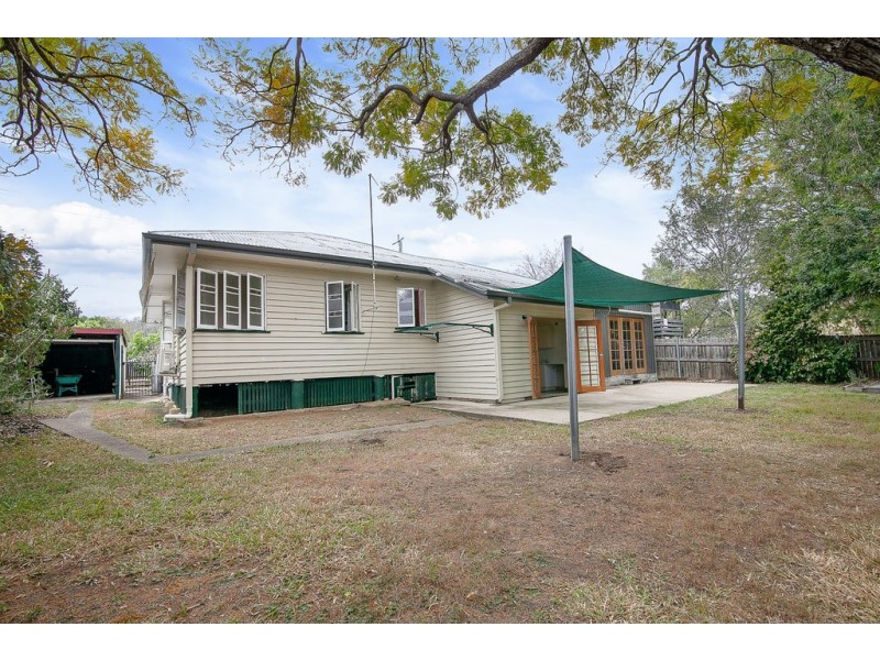 24 Currey Street, Brassall QLD 4305