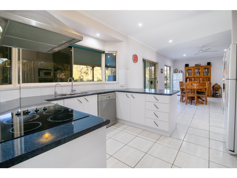 9 Steffens Lane, Wanora QLD 4306