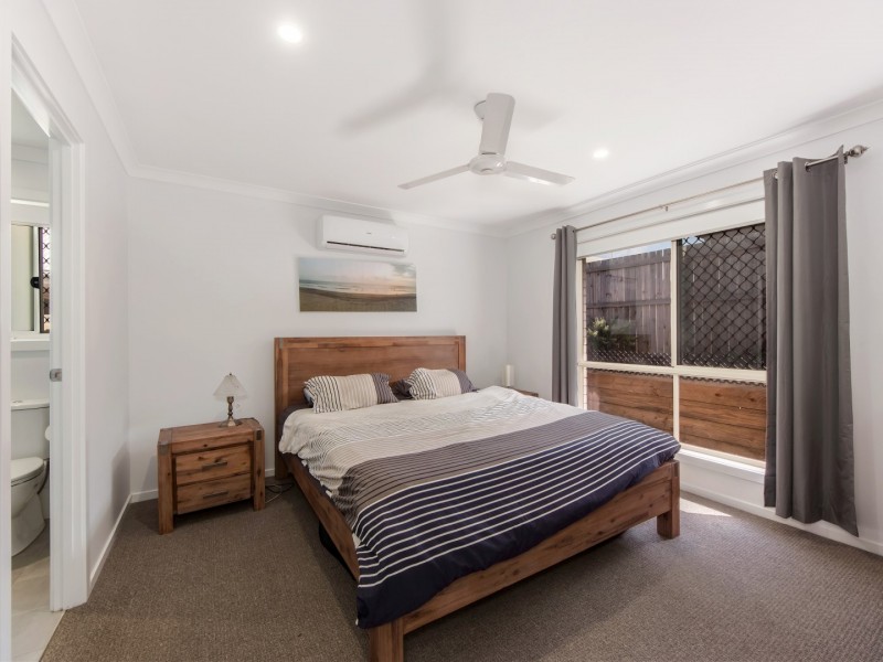 41 Wallace Street, Walloon QLD 4306