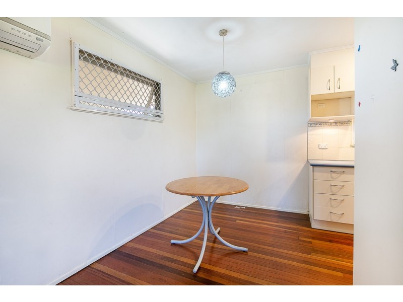 2 Beth Street, North Booval QLD 4304