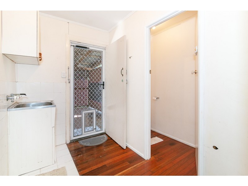 2 Beth Street, North Booval QLD 4304