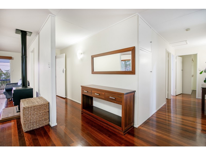 81 Whitehill Road, Eastern Heights QLD 4305
