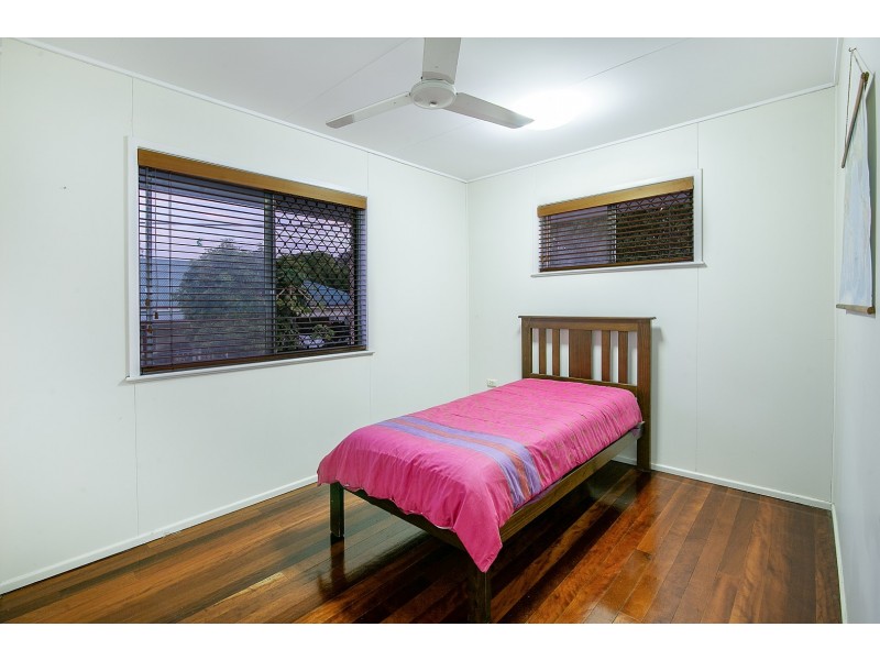 81 Whitehill Road, Eastern Heights QLD 4305