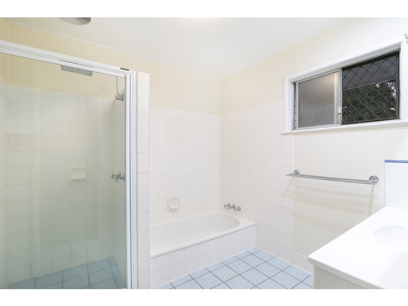 81 Whitehill Road, Eastern Heights QLD 4305