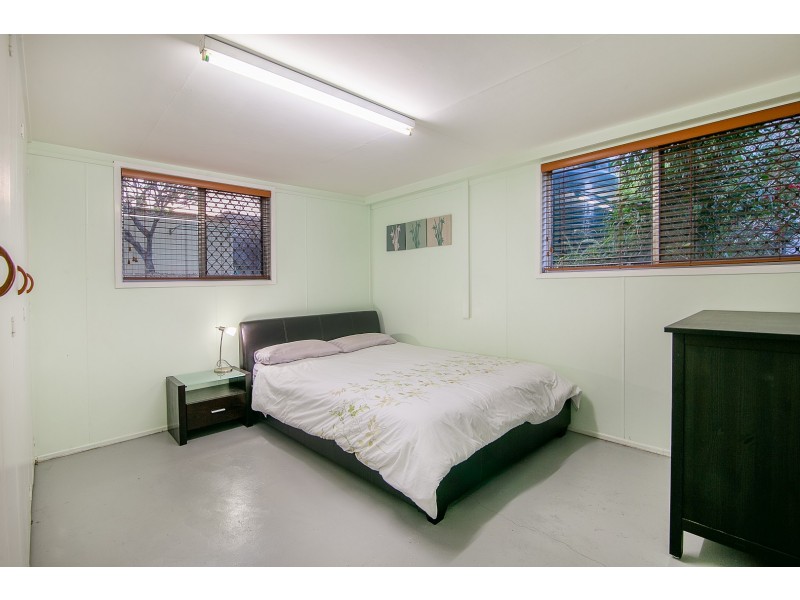 81 Whitehill Road, Eastern Heights QLD 4305