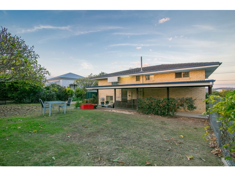 81 Whitehill Road, Eastern Heights QLD 4305