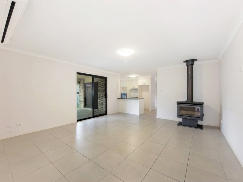 18 Chanel Court, Wulkuraka QLD 4305