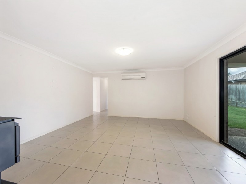 18 Chanel Court, Wulkuraka QLD 4305