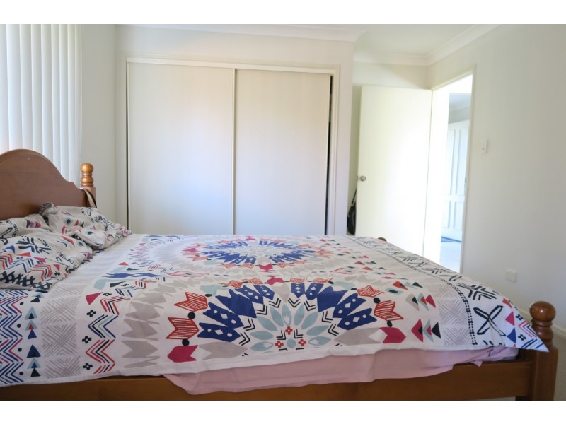 6 Sarah Place, Raceview QLD 4305