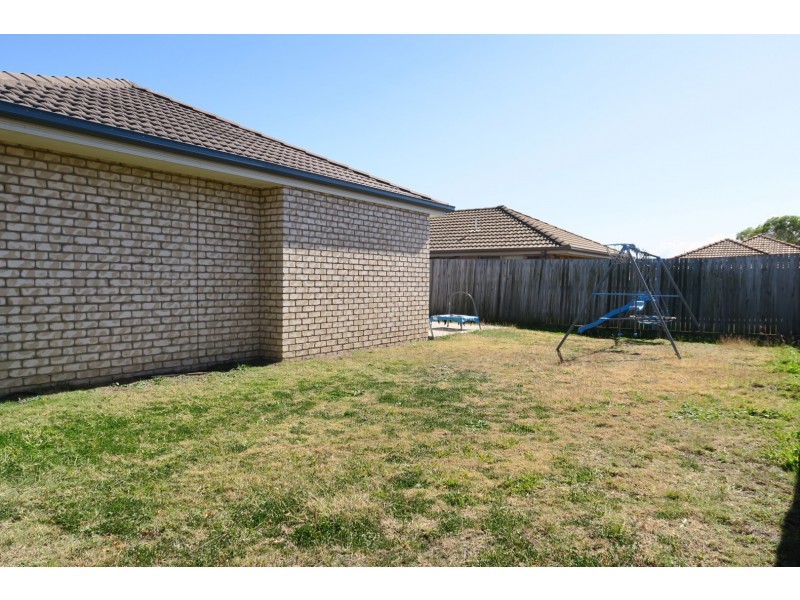 6 Sarah Place, Raceview QLD 4305