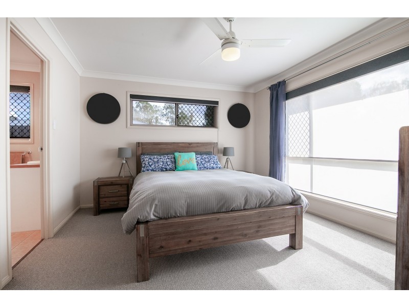 15 Comona Court, Wulkuraka QLD 4305