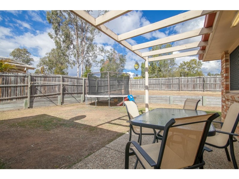 15 Comona Court, Wulkuraka QLD 4305