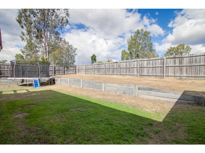 15 Comona Court, Wulkuraka QLD 4305