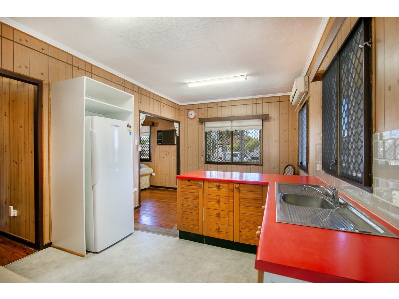 63 Chubb Street, One Mile QLD 4305