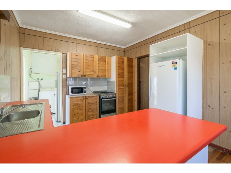 63 Chubb Street, One Mile QLD 4305