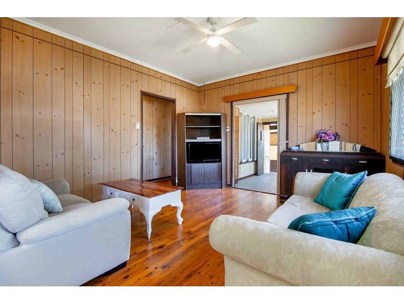 63 Chubb Street, One Mile QLD 4305