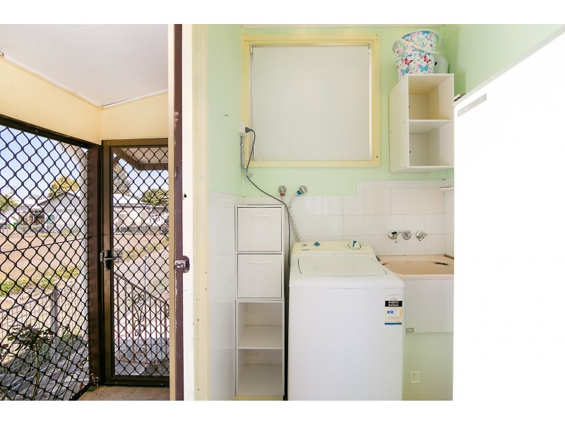 63 Chubb Street, One Mile QLD 4305