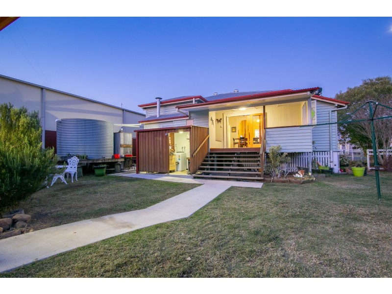 68 John Street, Rosewood QLD 4340