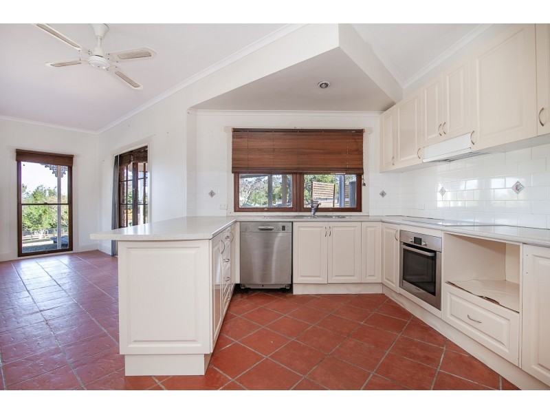 11 Settler Way, Karalee QLD 4306