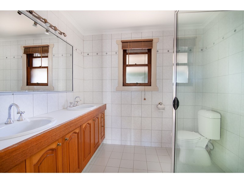 11 Settler Way, Karalee QLD 4306