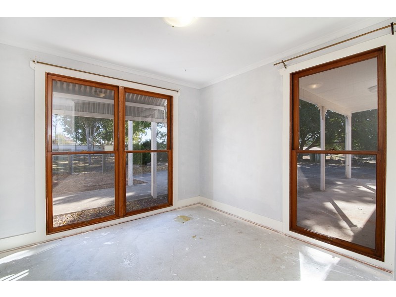 11 Settler Way, Karalee QLD 4306