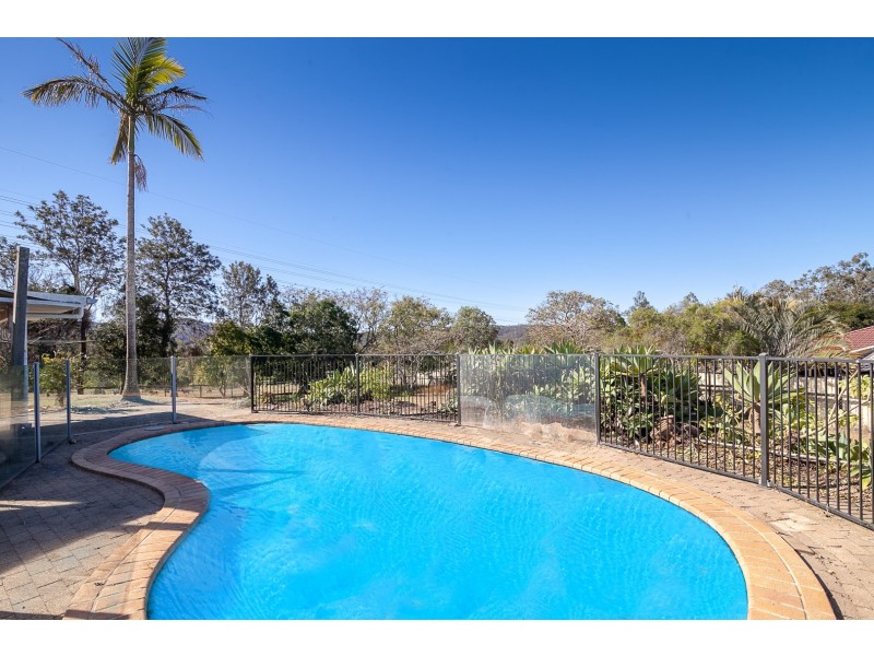 11 Settler Way, Karalee QLD 4306