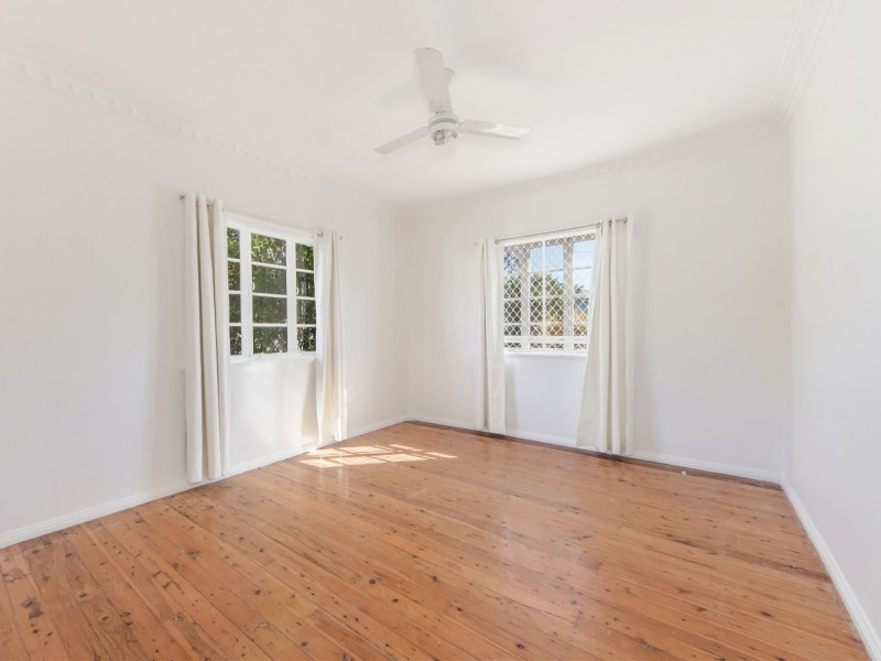 39 Rex Street, Eastern Heights QLD 4305