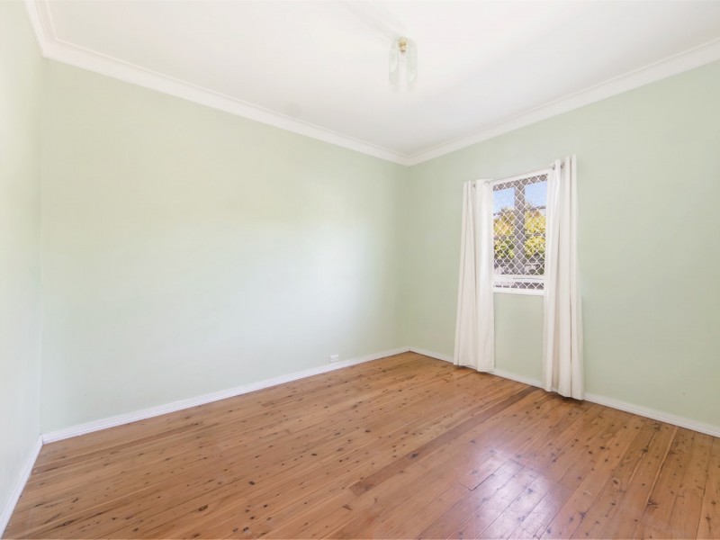 39 Rex Street, Eastern Heights QLD 4305