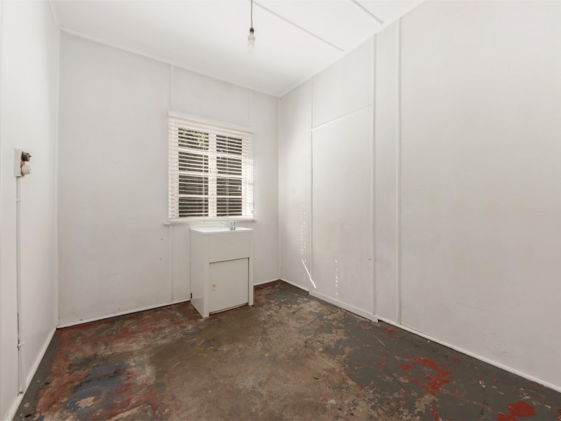 39 Rex Street, Eastern Heights QLD 4305