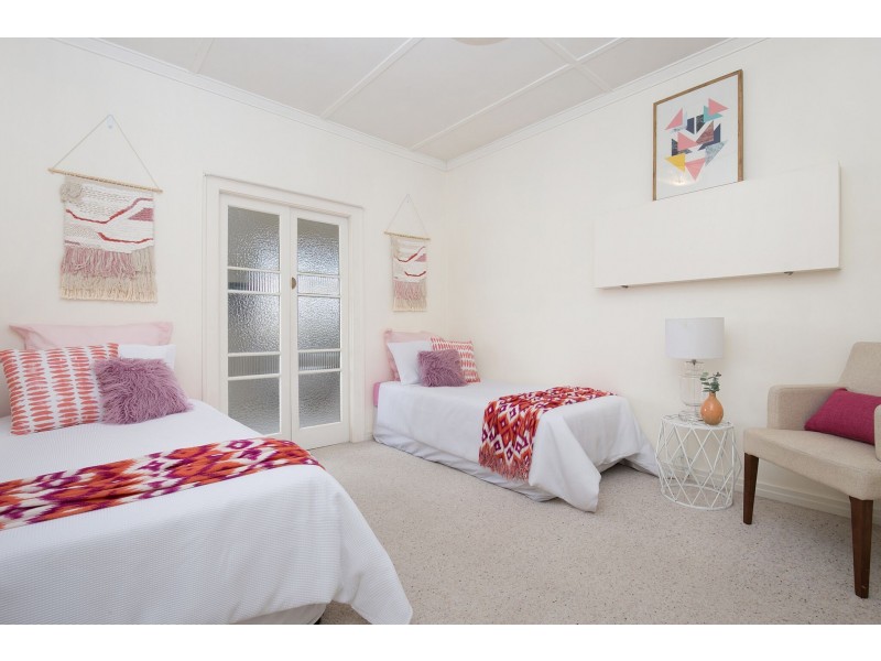 12A Greenham Street, Raceview QLD 4305