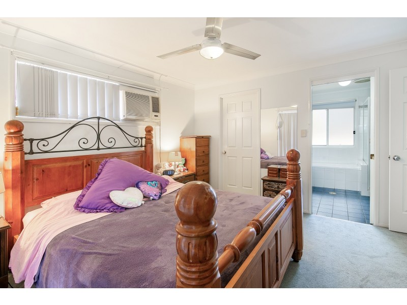 87 Sandalwood Drive, Yamanto QLD 4305