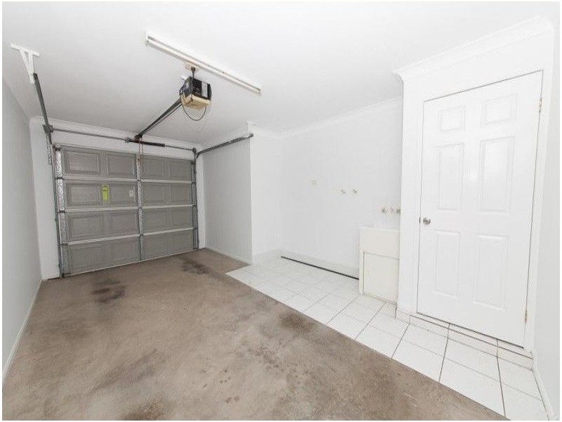 87 Sandalwood Drive, Yamanto QLD 4305