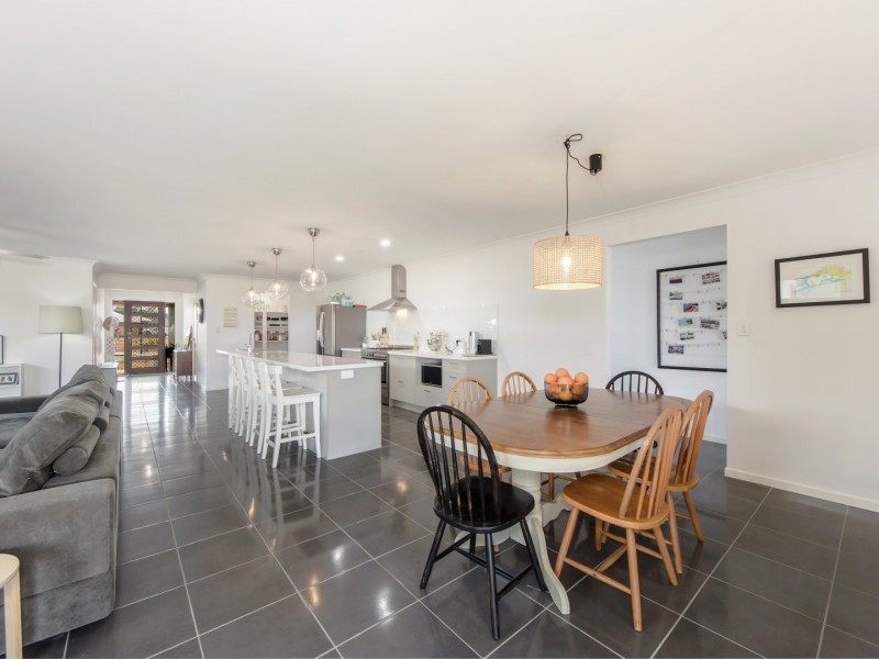 76 Wallace Street, Walloon QLD 4306