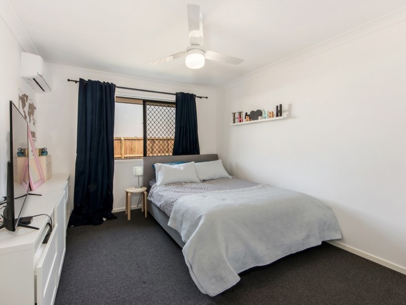 76 Wallace Street, Walloon QLD 4306