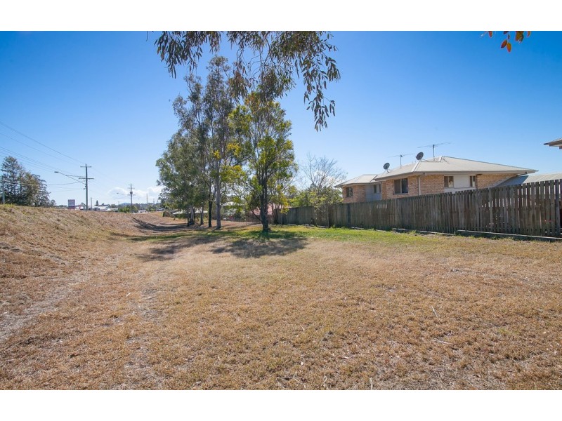 126-134 and 136 Lobb Street, Churchill QLD 4305