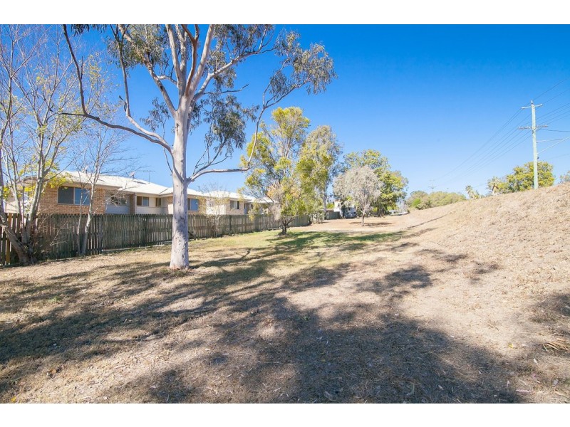 126-134 and 136 Lobb Street, Churchill QLD 4305