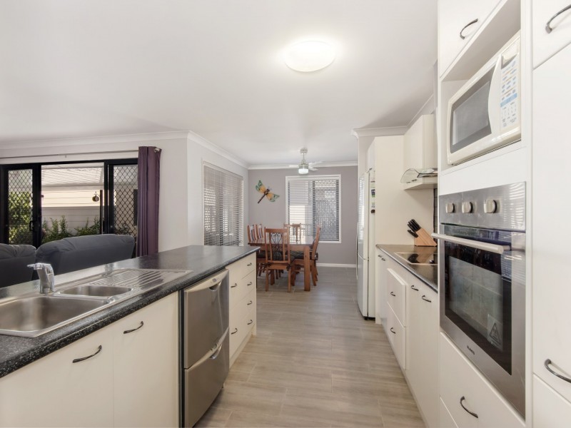 156 Edwards Street, Raceview QLD 4305