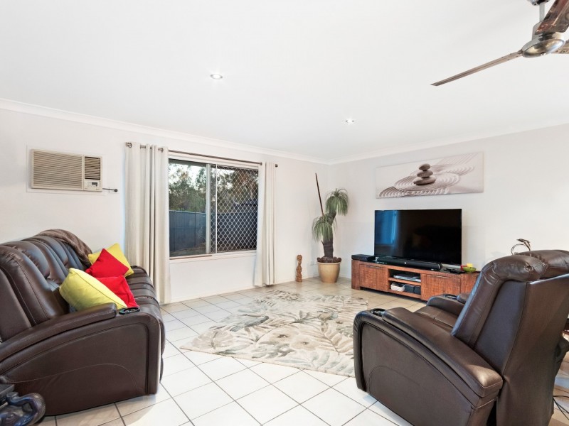 98 Jacana Crescent, Flinders View QLD 4305