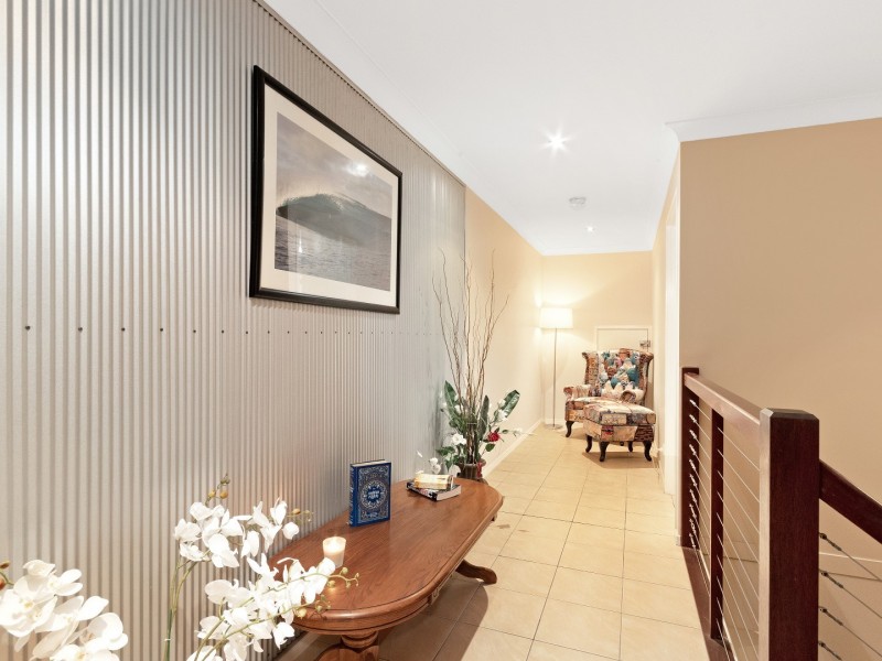 98 Jacana Crescent, Flinders View QLD 4305