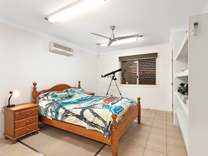 98 Jacana Crescent, Flinders View QLD 4305