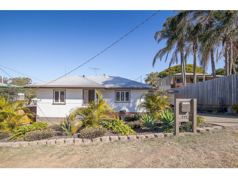 217 Blackstone Road, Silkstone QLD 4304