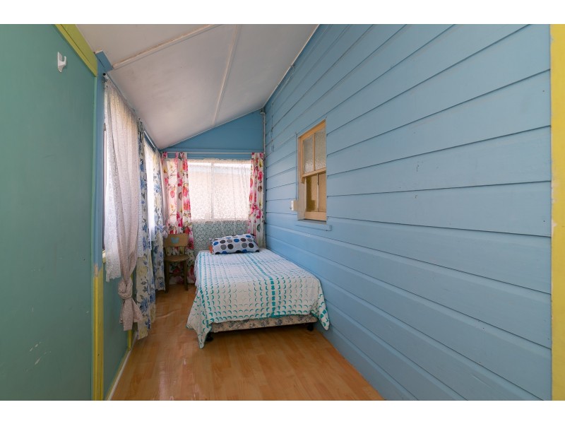 47 Frederick Street, Newtown QLD 4305