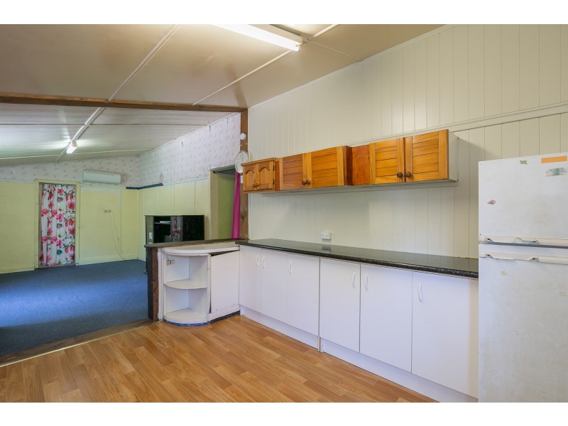 47 Frederick Street, Newtown QLD 4305