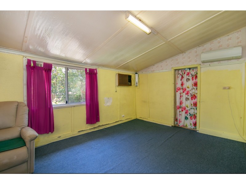 47 Frederick Street, Newtown QLD 4305