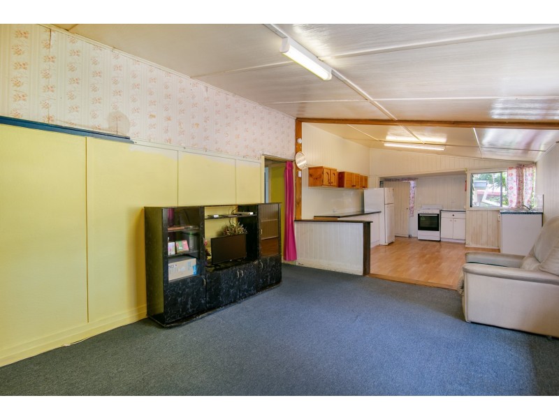 47 Frederick Street, Newtown QLD 4305