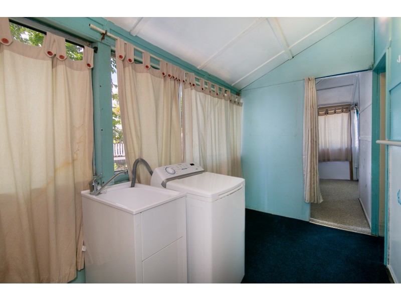 47 Frederick Street, Newtown QLD 4305