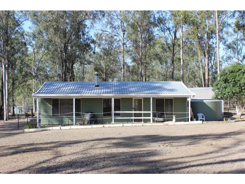 10 Richwood Court, Kensington Grove QLD 4341