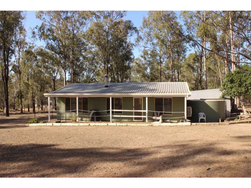 10 Richwood Court, Kensington Grove QLD 4341